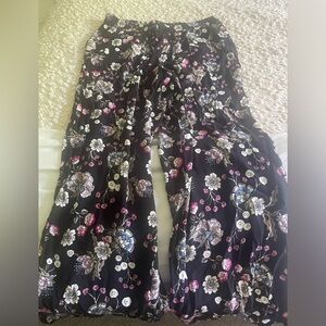 Beautiful! Wide leg floral pants